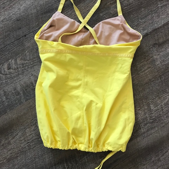 3 for 40$- Lululemon tank top - Picture 2 of 2